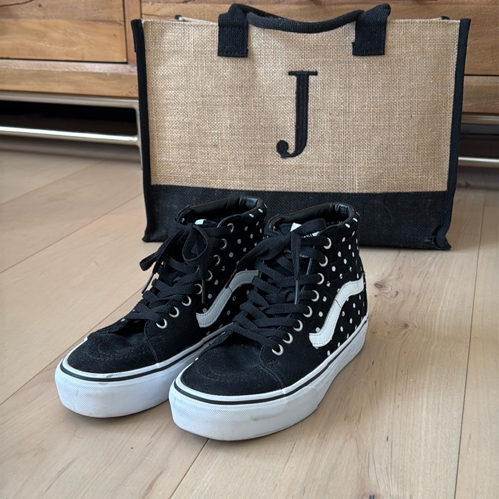 Fun Vans platform hi tops. Size 7.5